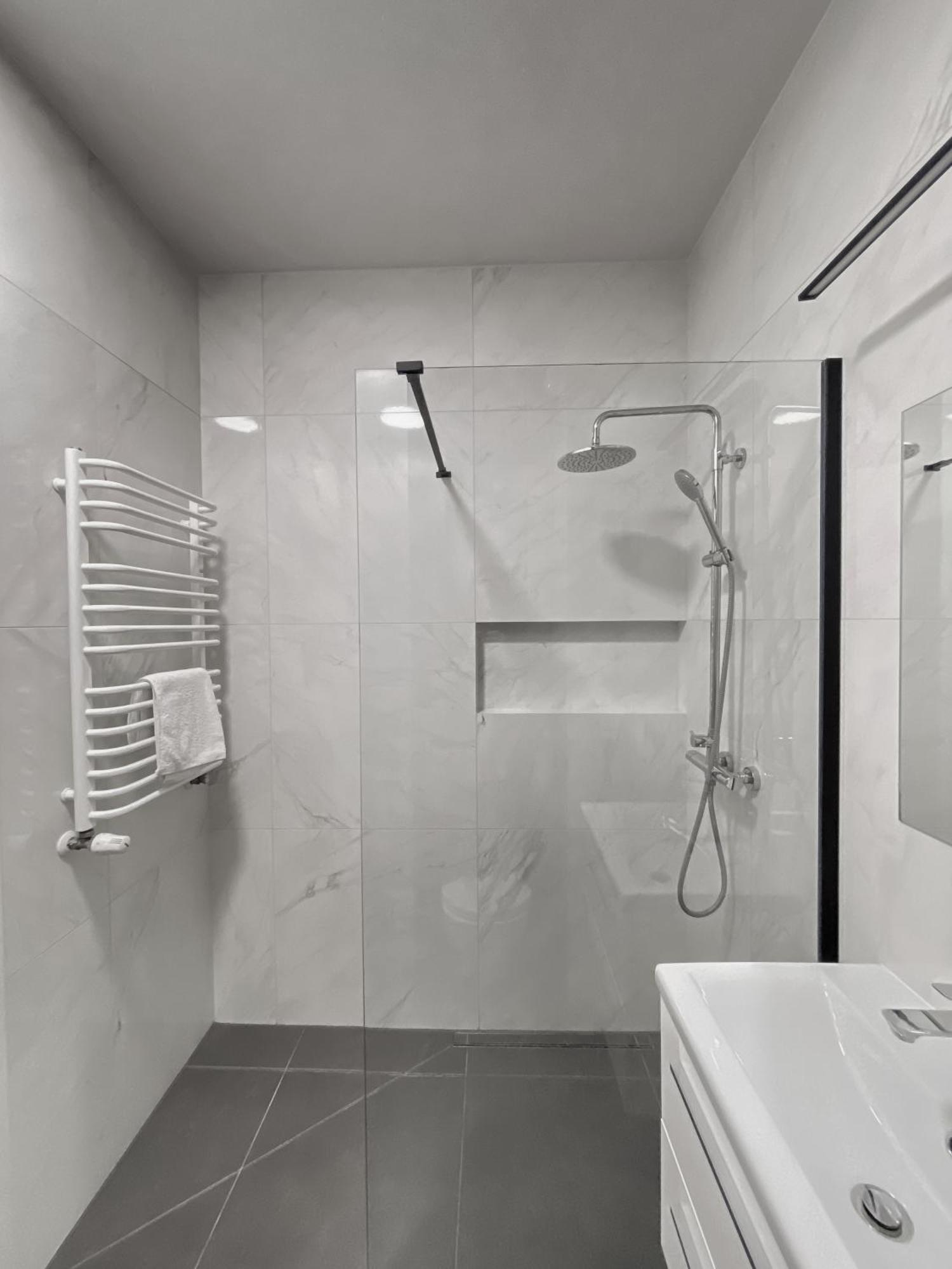 Like Home Apartments Cracovia Exterior foto
